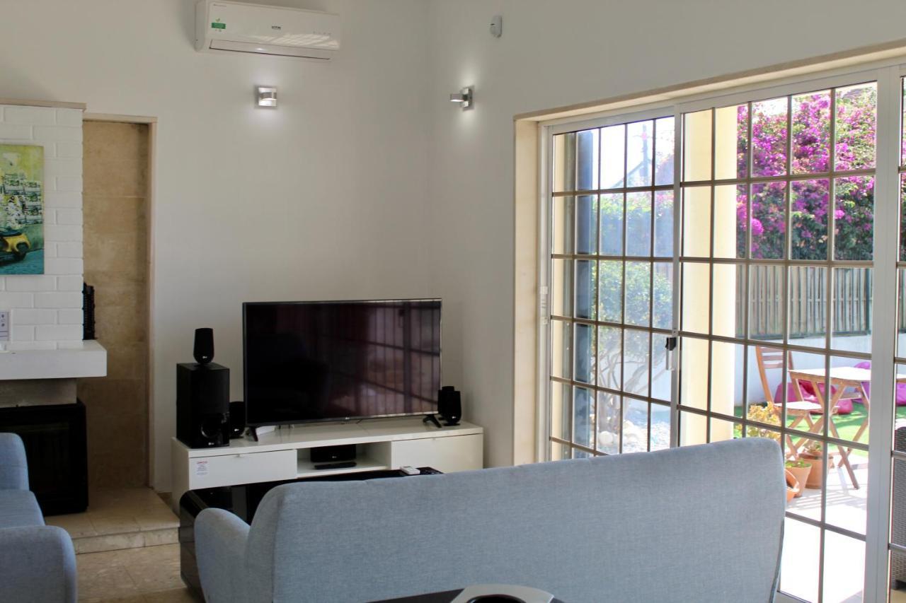 Aroeira Palm Beach Villa Dış mekan fotoğraf